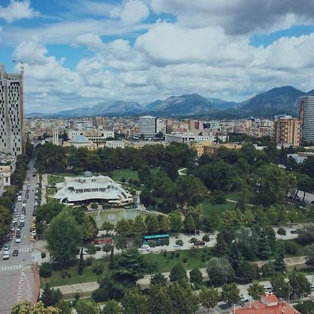 Luxury Apartment City Centre Tirana Exterior photo